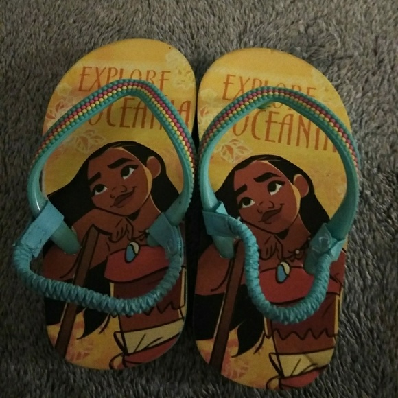 Disney Other - Girls Moana Sandals